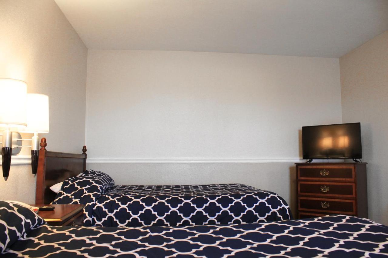 Alpine Inn & Suites Rockford Eksteriør billede